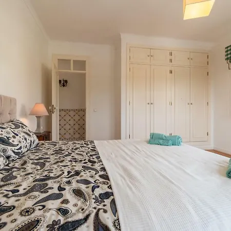 Вилла Villa Ericeira