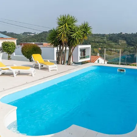 Villa Ericeira * Эрисейра