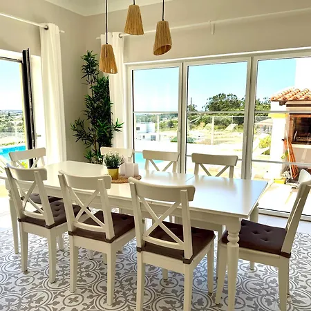 Villa Ericeira Βίλα *