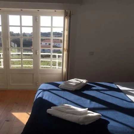 Villa Ericeira فيلة