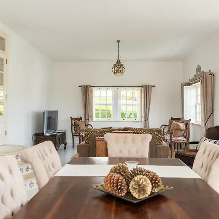 Villa Ericeira فيلة